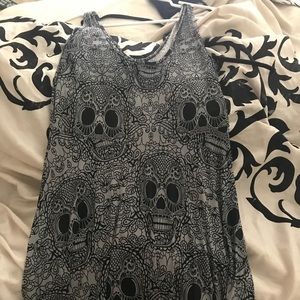 Adorable skull dress 🖤